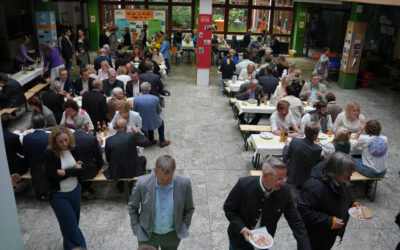 Die Realschule der Pfingstrittstadt hat ihren runden Geburtstag ausgiebig gefeiert