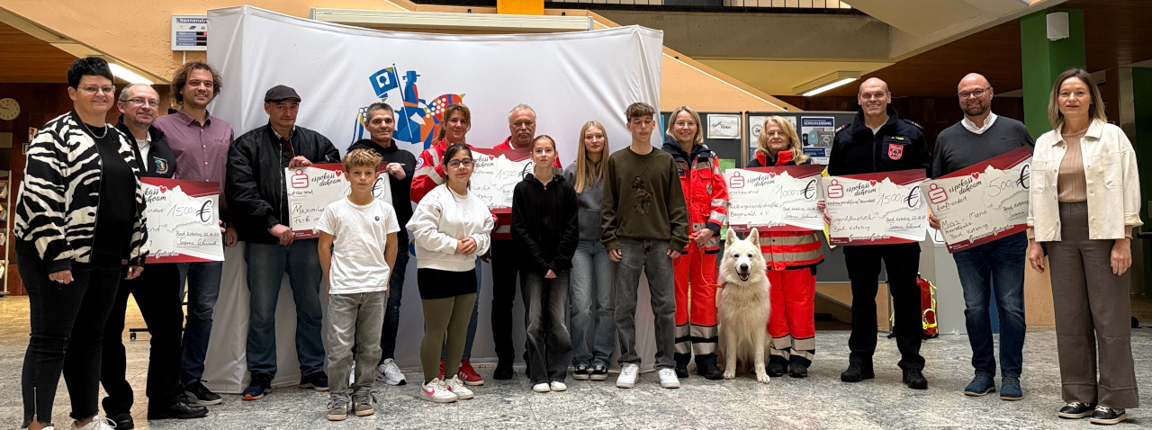 Sabine Schmid_uebergabe Gelder Sponsorenlauf